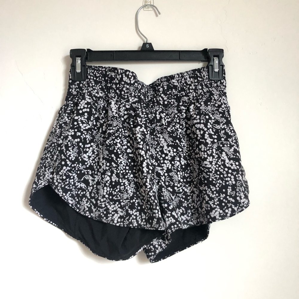 Lululemon Choose A Side Shorts